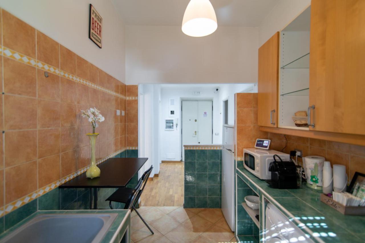 Exa Rooms - Prati Rome Bagian luar foto